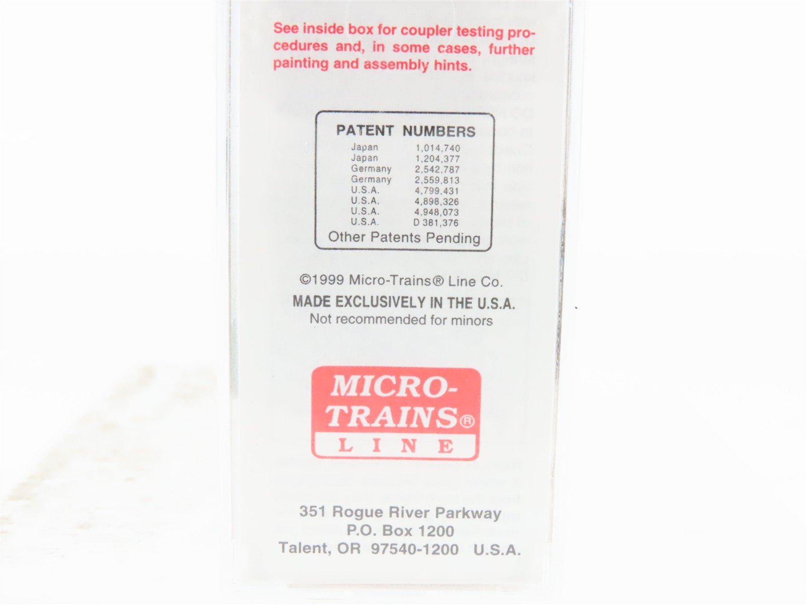 N Scale Micro-Trains MTL 21230 BCOL British Columbia 40' Plug Door Box Car #8002