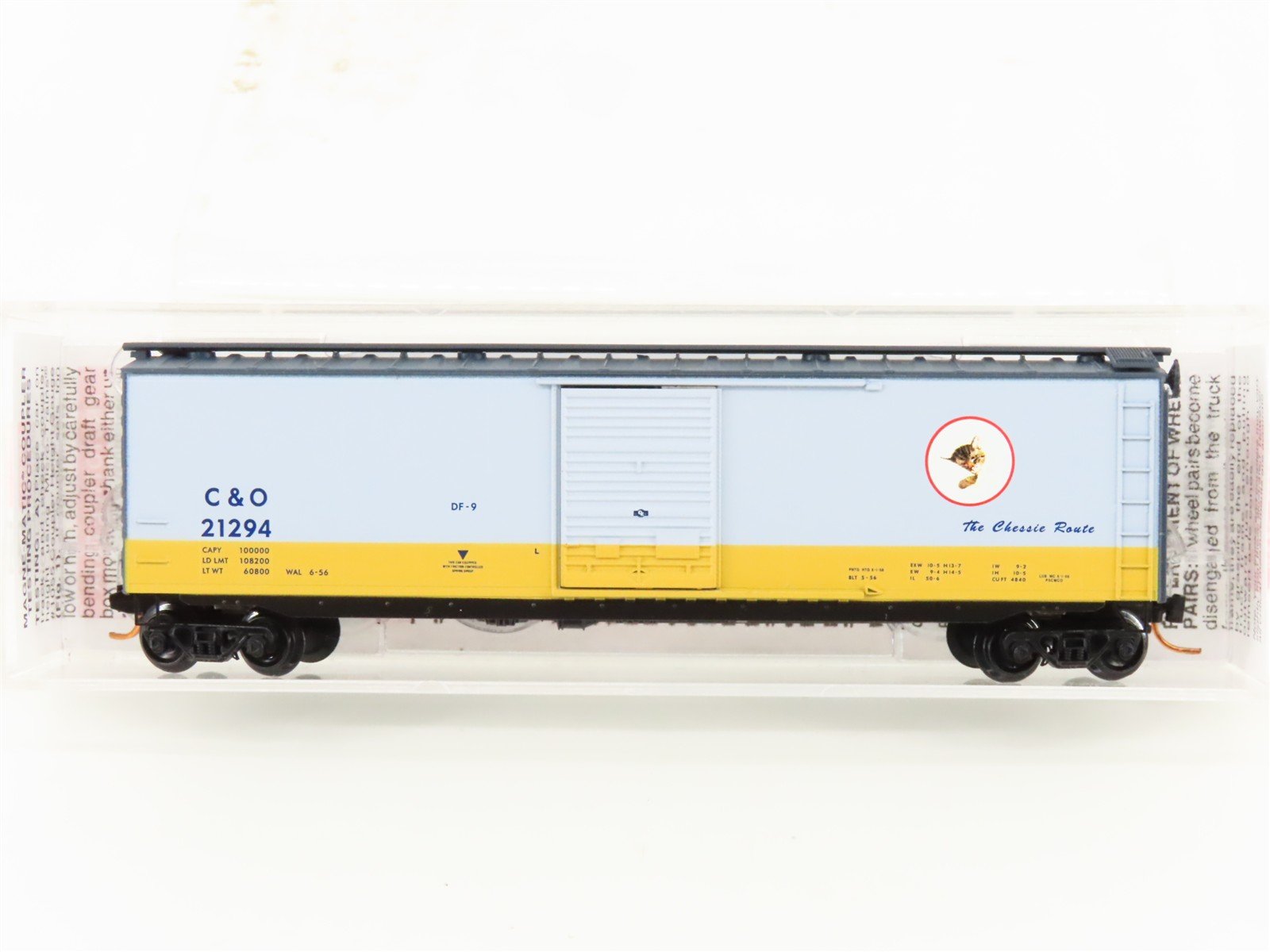 N Scale Micro-Trains MTL 03100074 C&O The Chessie Route 50' Box Car #21294