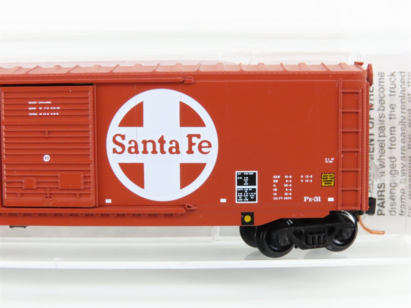 N Scale Micro-Trains MTL 76030 ATSF Santa Fe Shock Control 50' Box Car #49635