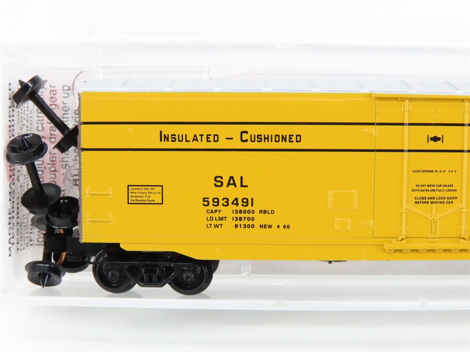 N Scale Micro-Trains MTL 03800380 SAL Fruit Growers Express 50' Box Car #593491