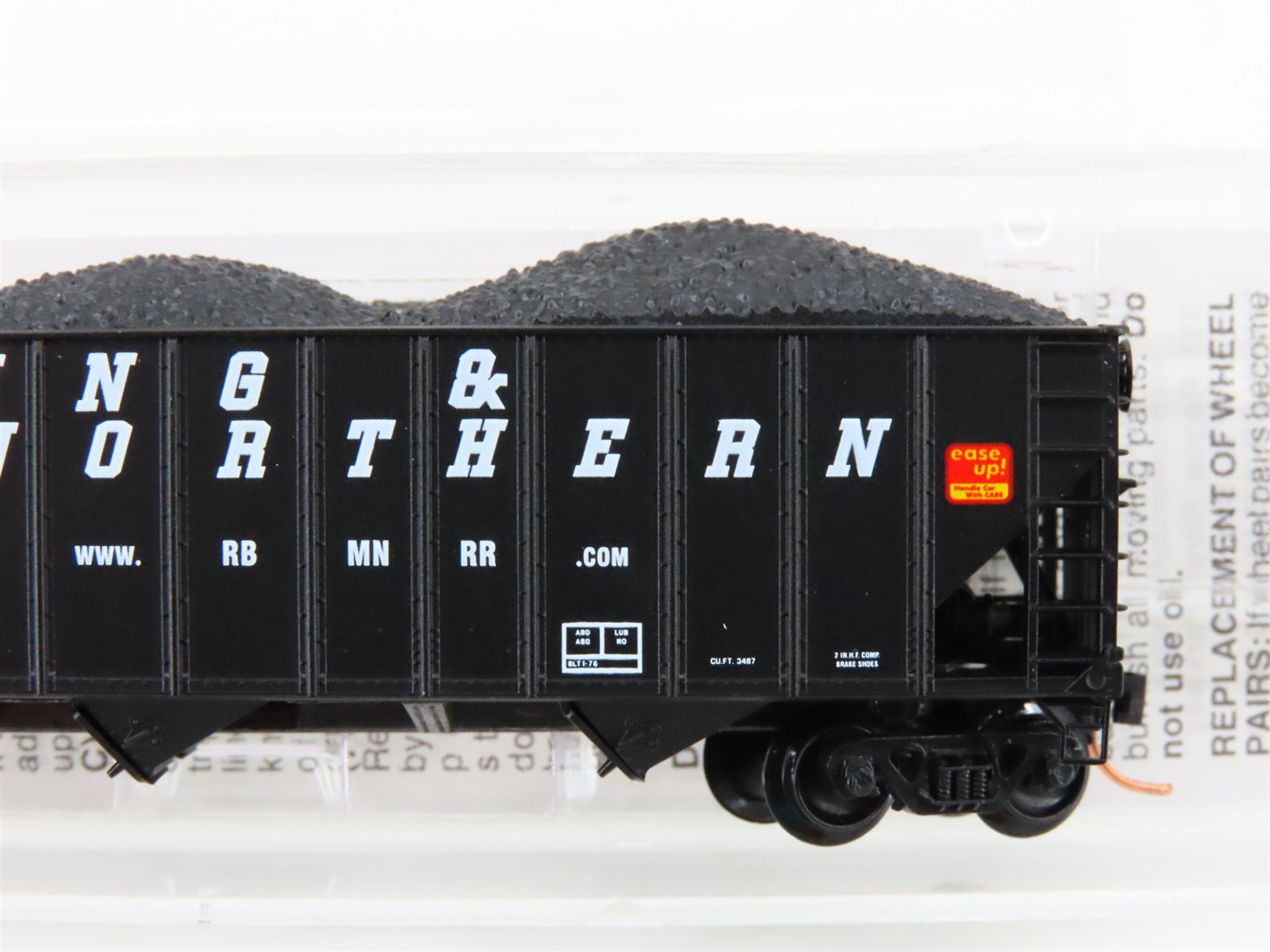 N Micro-Trains MTL 108080 RBMN Reading & Northern 3-Bay Hopper #7286 w/ Load