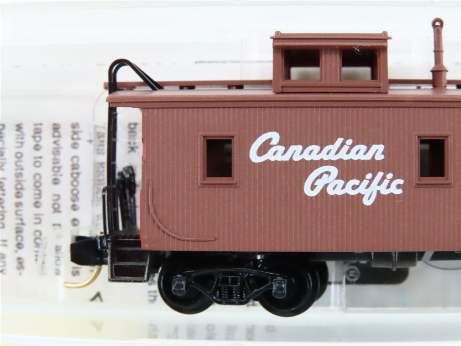 N Scale Micro-Trains MTL 51010 CP Canadian Pacific 34' Caboose #435053