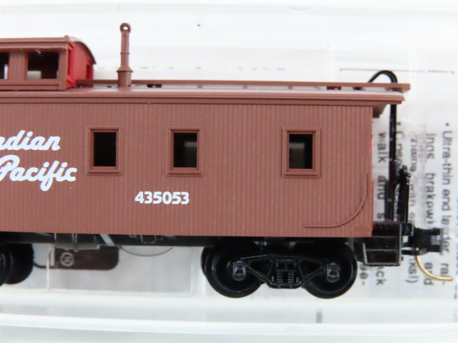 N Scale Micro-Trains MTL 51010 CP Canadian Pacific 34' Caboose #435053