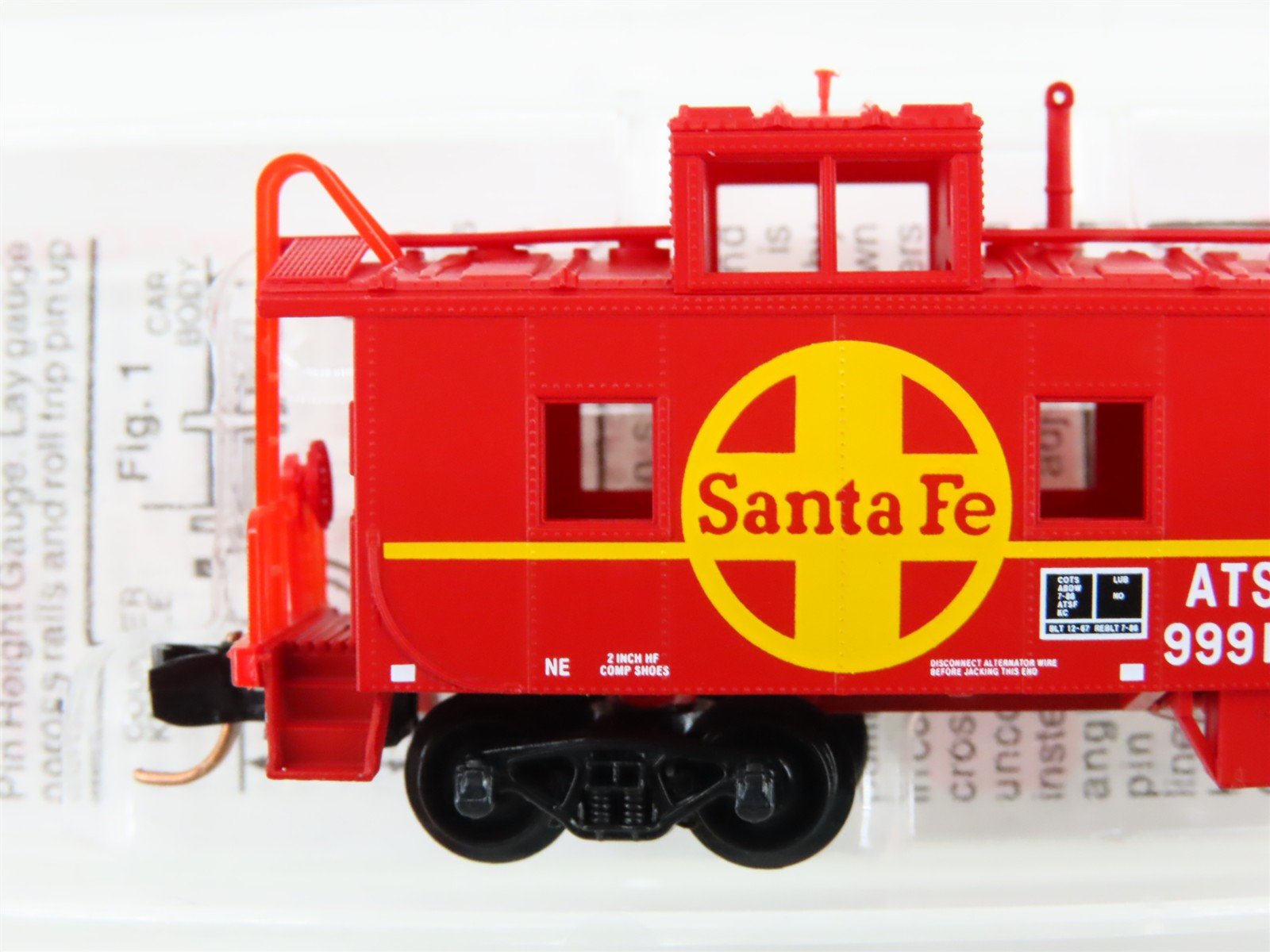 N Scale Micro-Trains MTL 100030 ATSF Santa Fe 36' Riveted Steel Caboose #999131