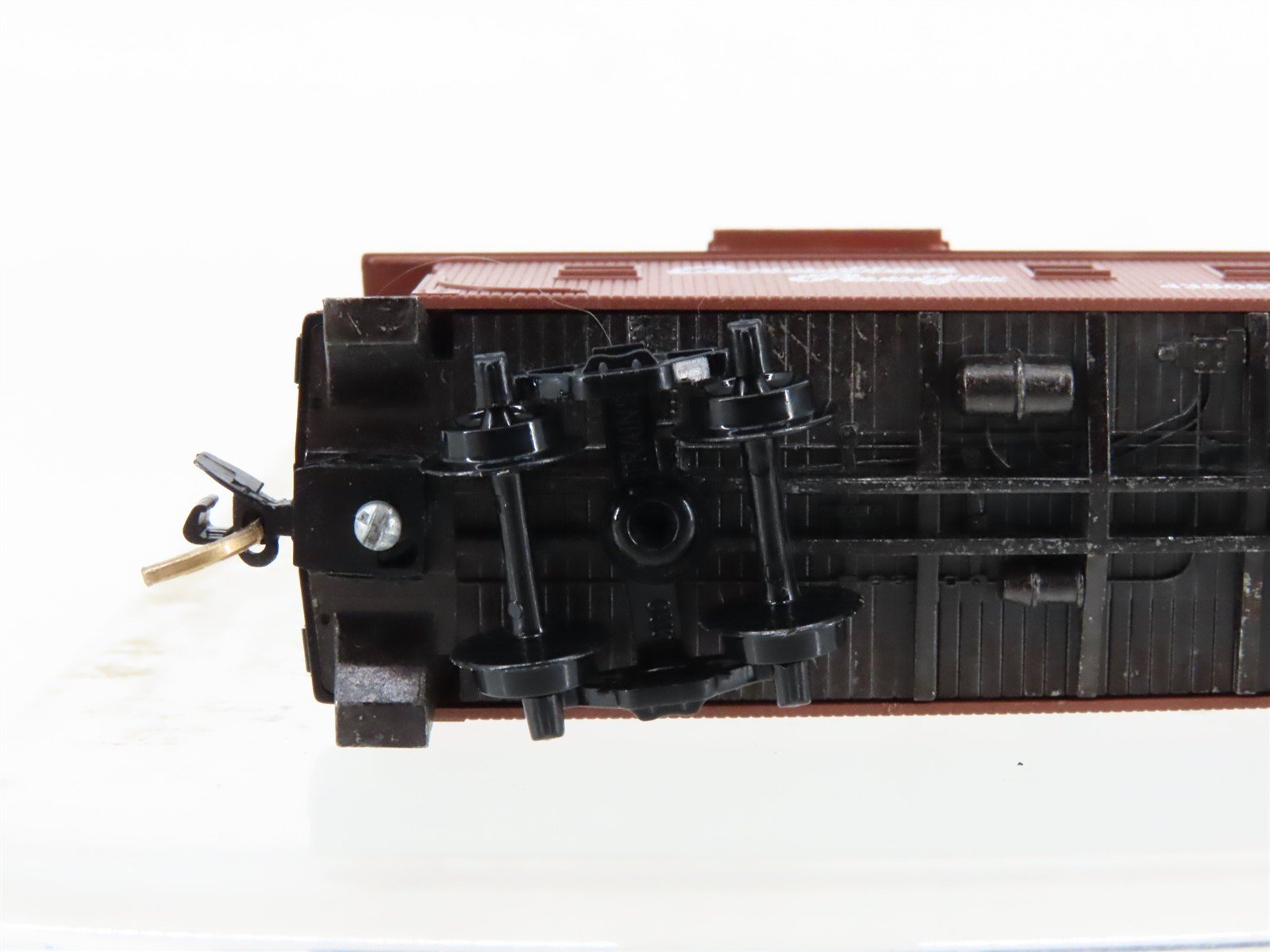 N Scale Micro-Trains MTL 51010 CP Canadian Pacific 34' Caboose #435053