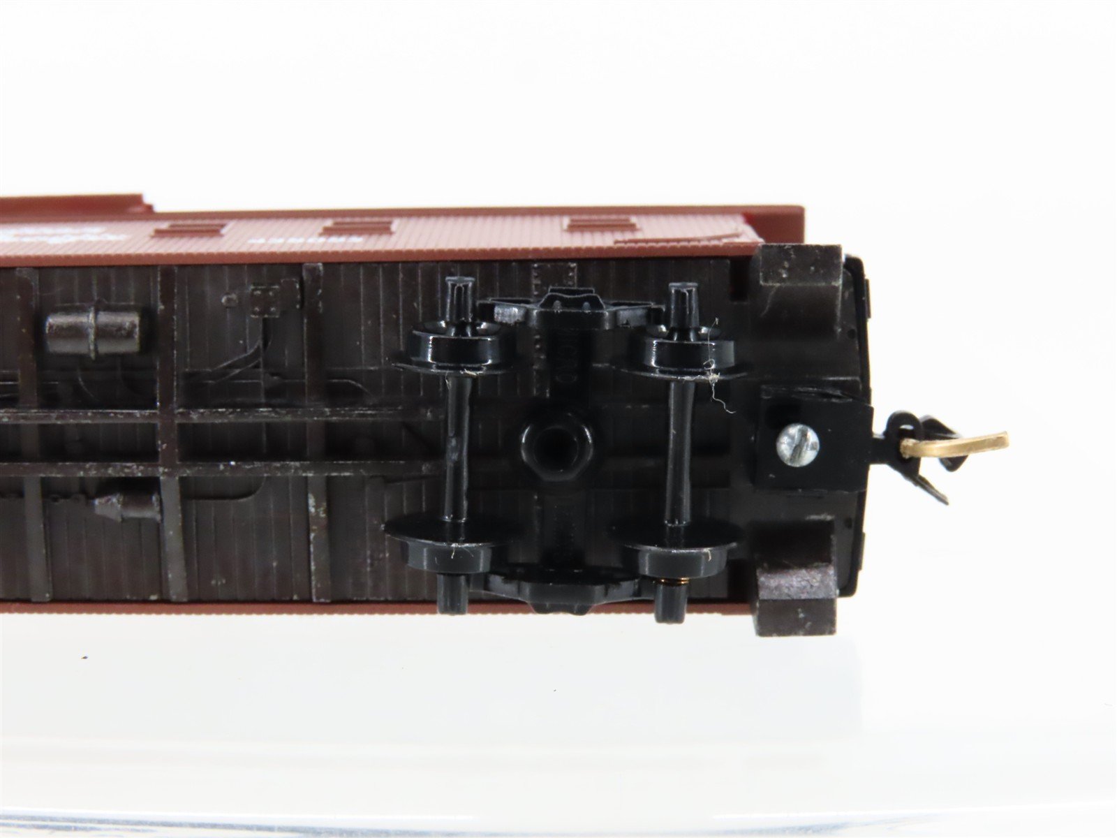 N Scale Micro-Trains MTL 51010 CP Canadian Pacific 34' Caboose #435053