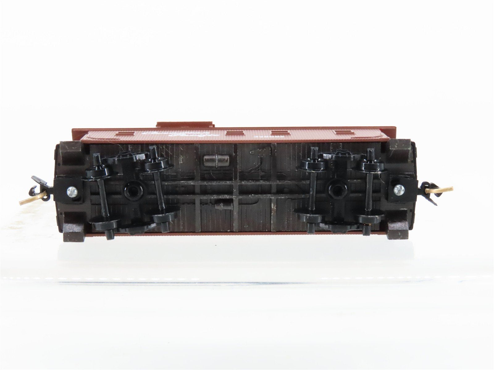 N Scale Micro-Trains MTL 51010 CP Canadian Pacific 34' Caboose #435053