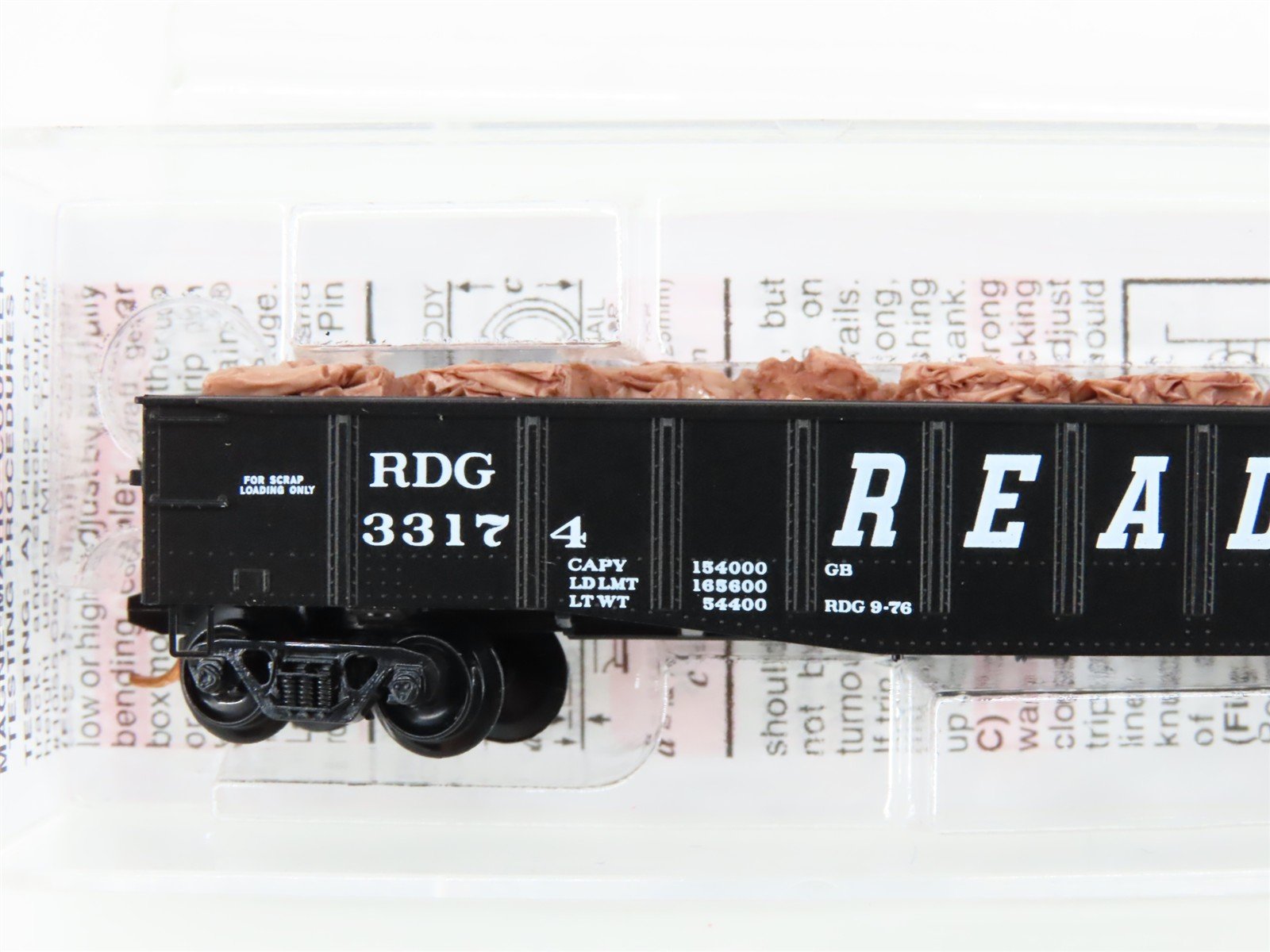 N Scale Micro-Trains MTL 10500150 RDG Reading 50' Gondola #3317 w/ Scrap Load
