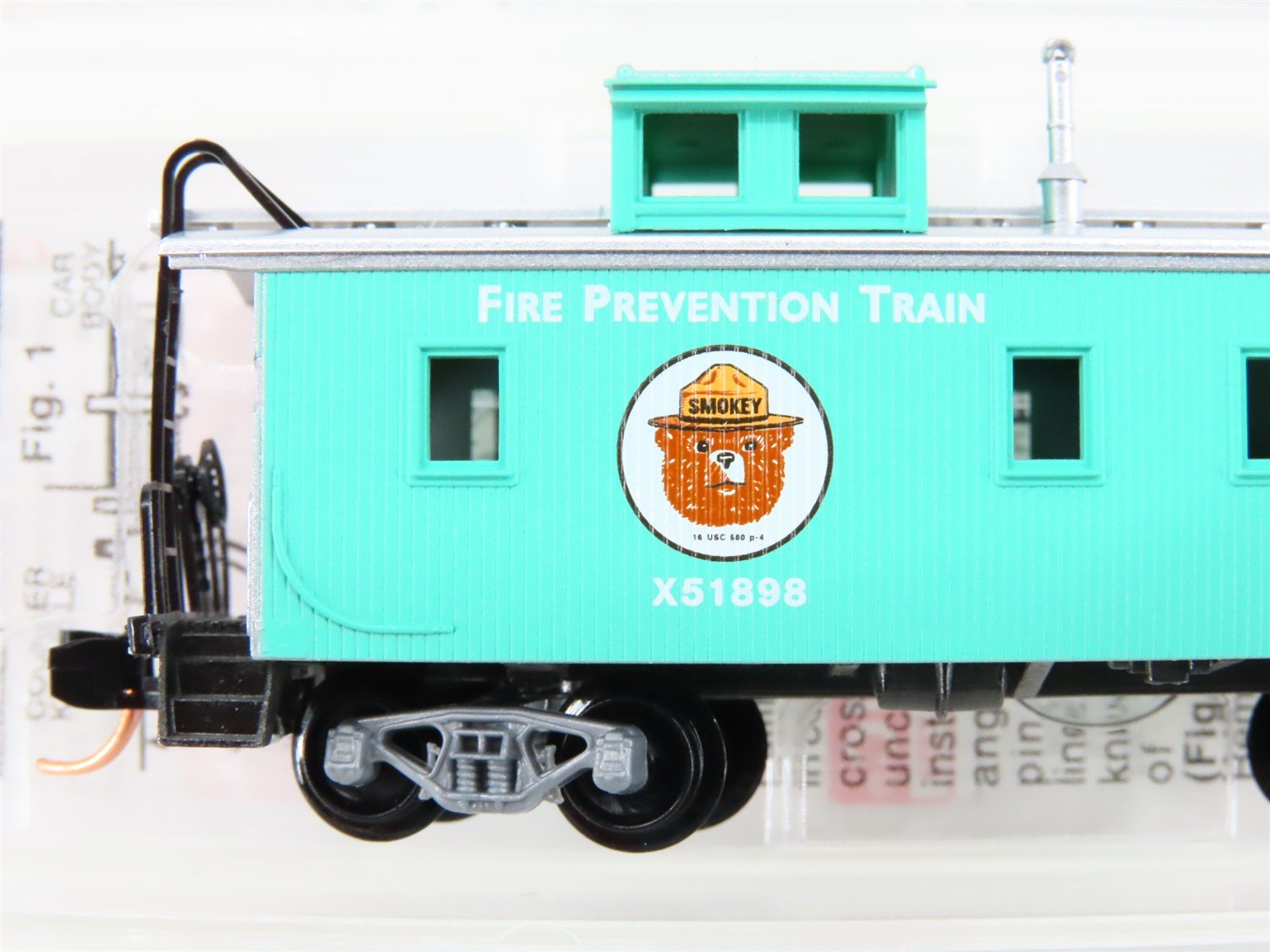 N Scale Micro-Trains MTL 51210 Smokey Bear MW 34' Straight Cupola Caboose X51898