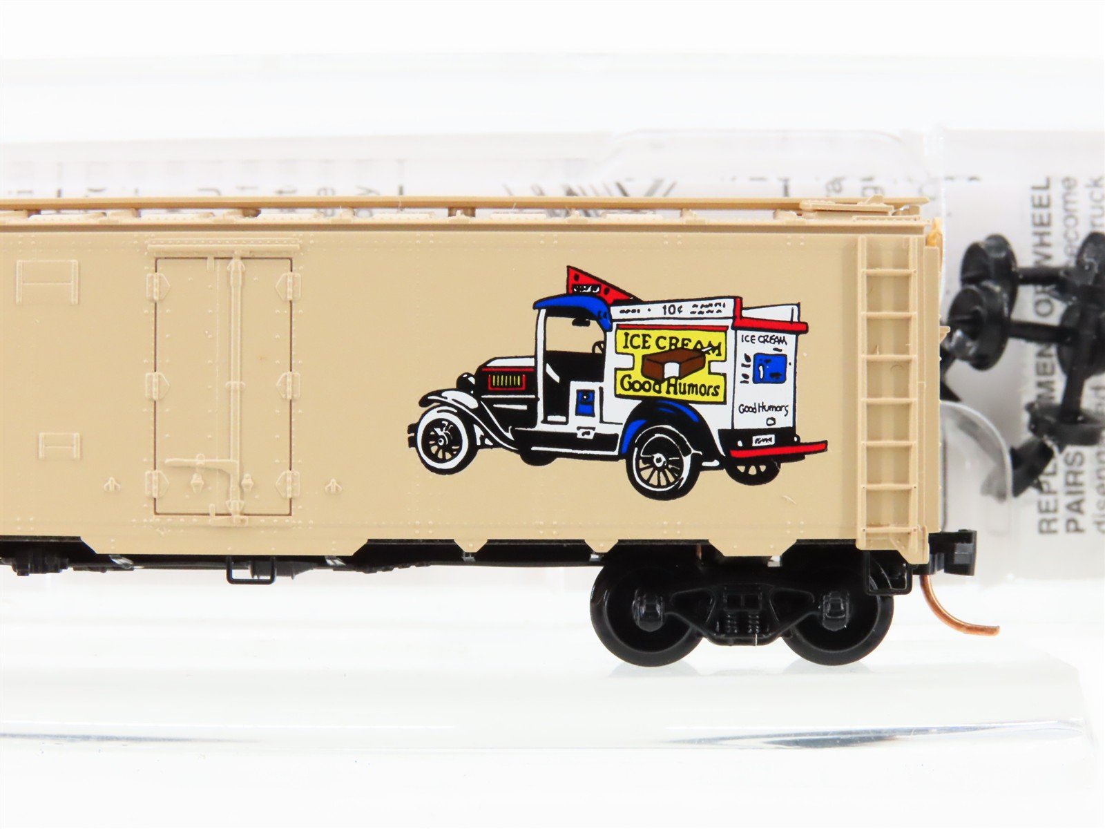 N Scale Micro-Trains MTL 59580 GH Good Humor 40' Steel Ice Reefer #8002
