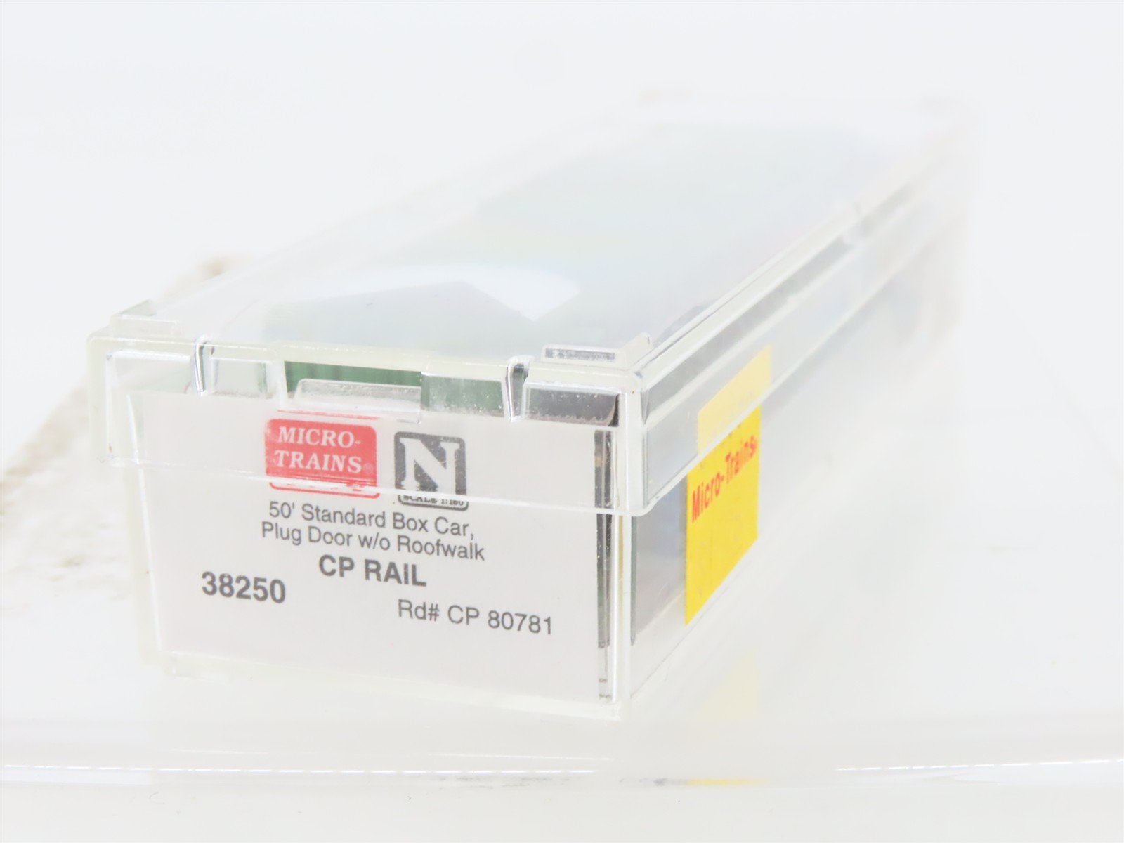 N Scale Micro-Trains MTL 38250 CP Rail 50' Plug Door Box Car #80781