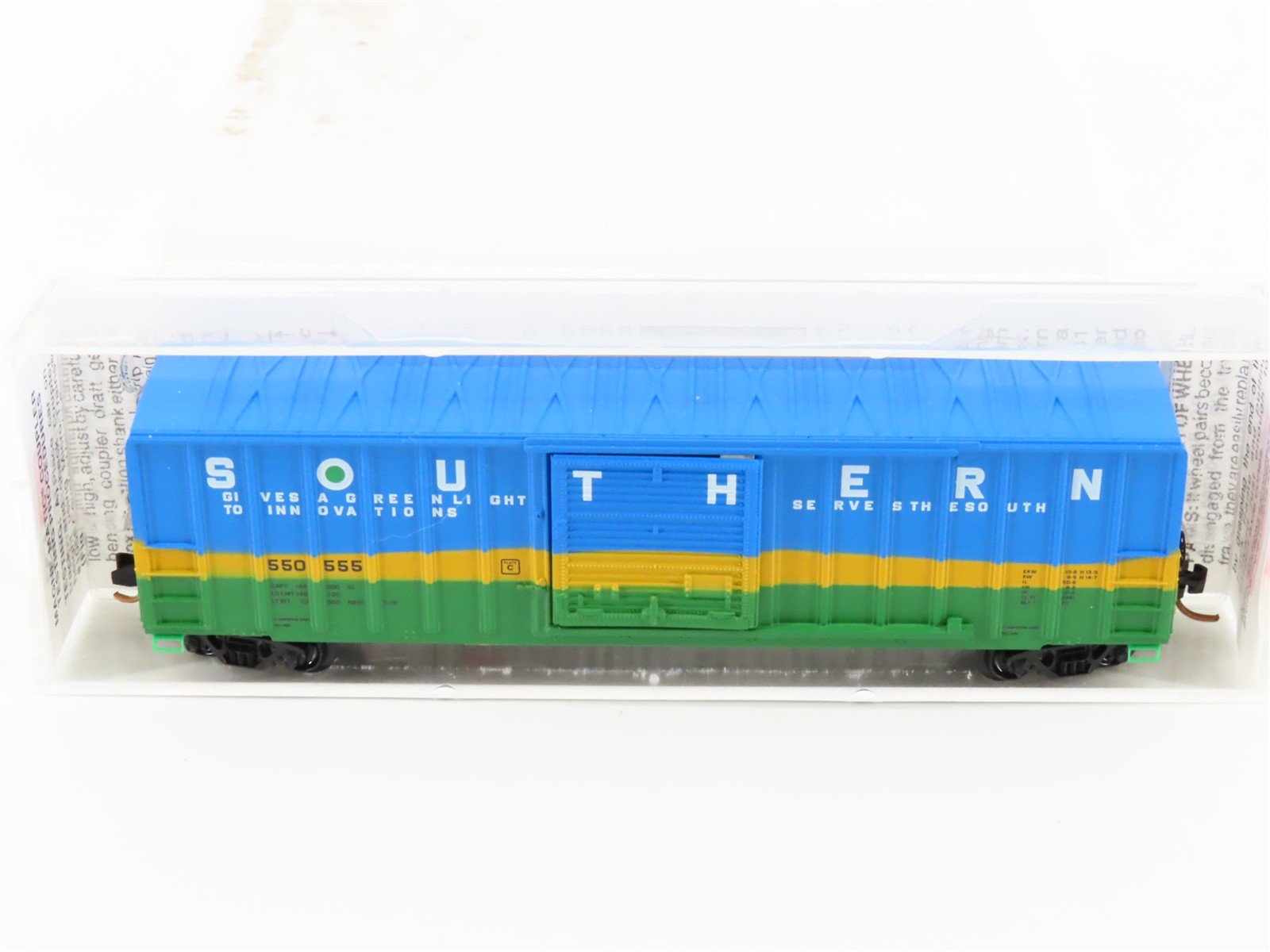 N Scale Micro-Trains MTL 25610 Southern Railway 50' Rib Side Box Car #550555