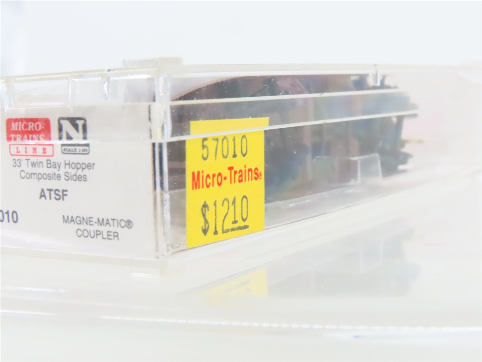 N Scale Micro-Trains MTL 57010 ATSF Santa Fe 2-Bay Open Hopper #180552
