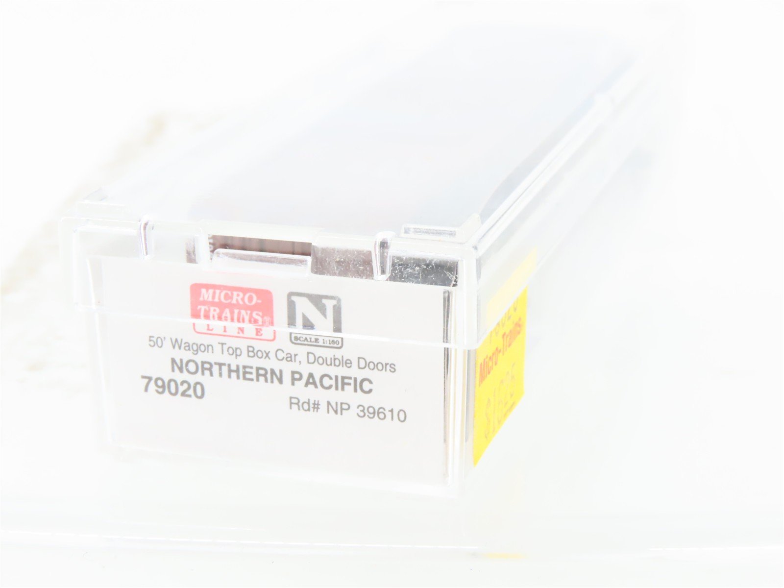 N Scale Micro-Trains MTL 79020 NP Northern Pacific 50' Wagon Top Box Car #39610