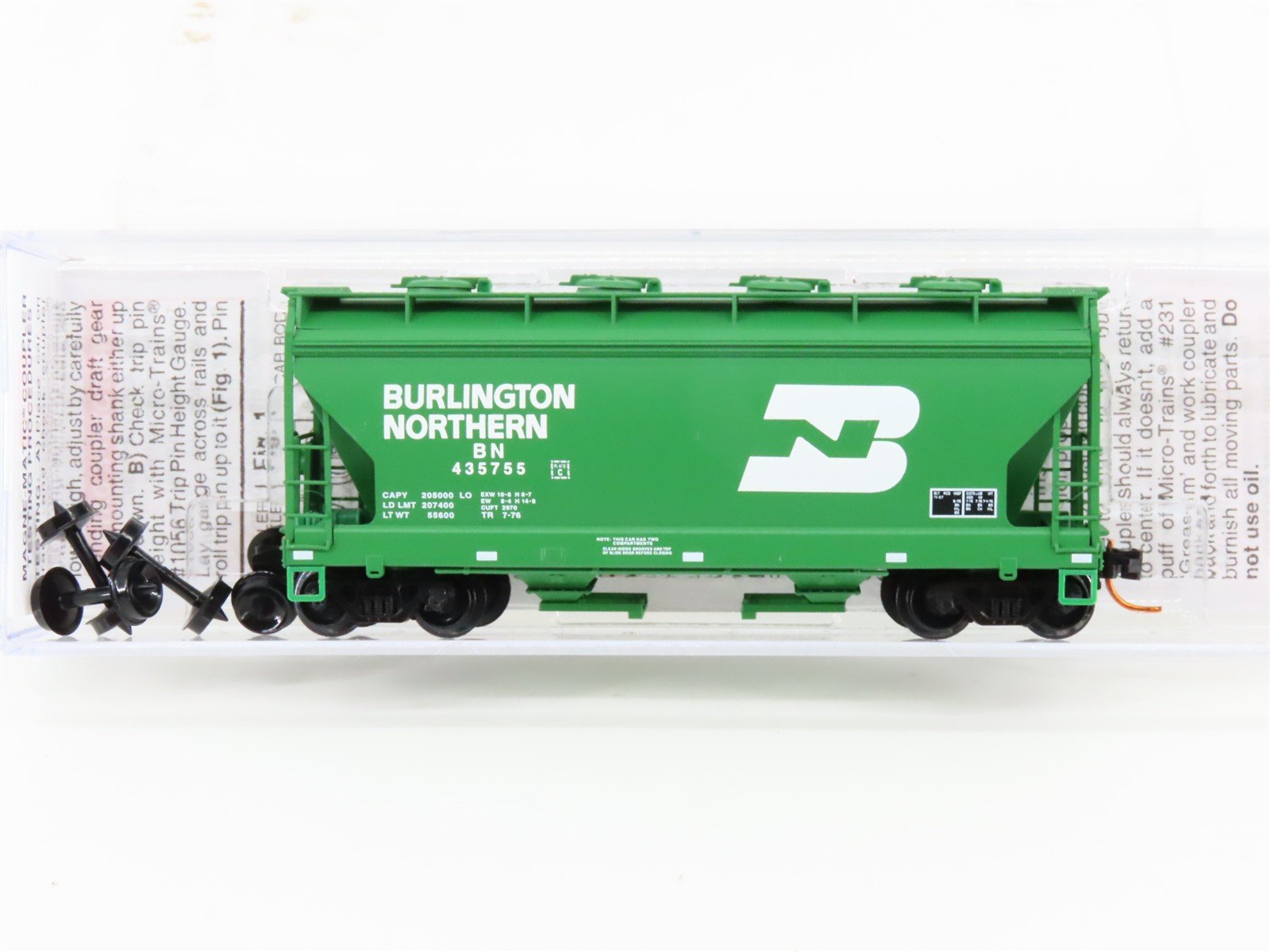 N Micro-Trains MTL 09200080 BN Burlington Northern 2-Bay Covered Hopper #435755