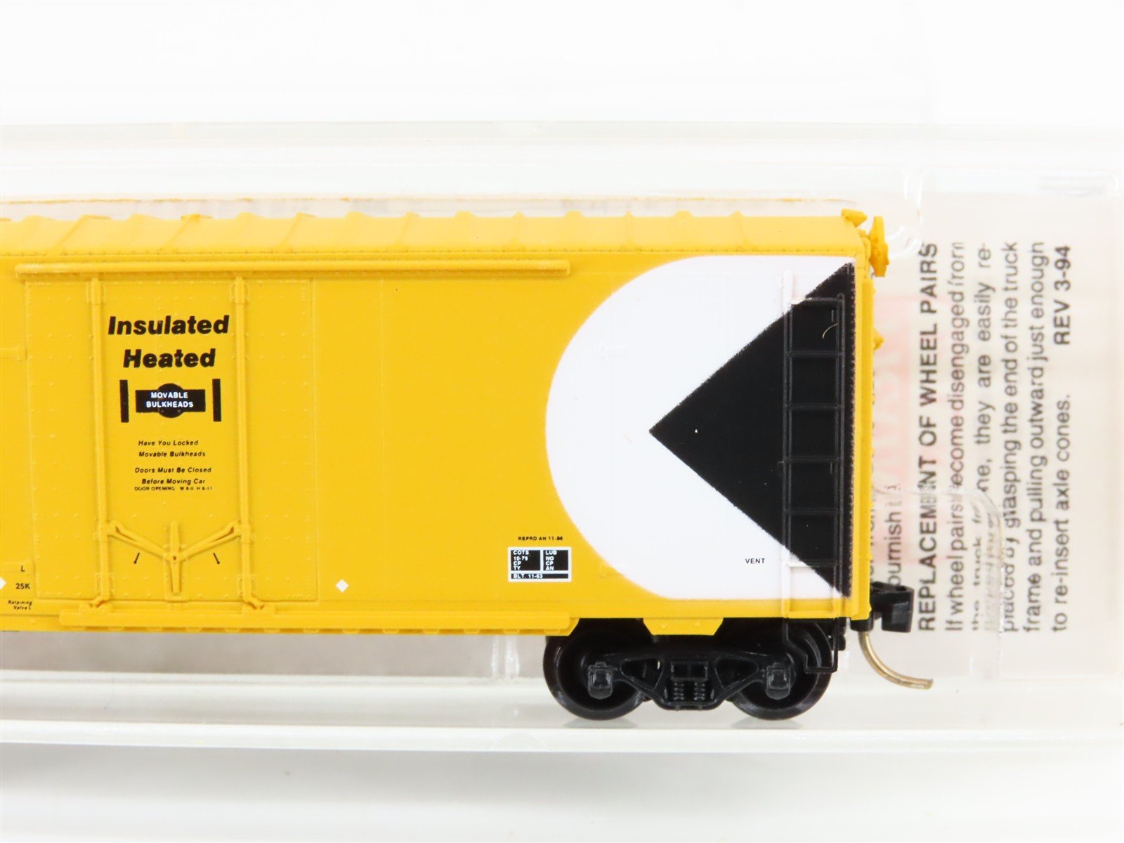 N Scale Micro-Trains MTL 74010 CP Rail 40' Plug Door Box Car #165204