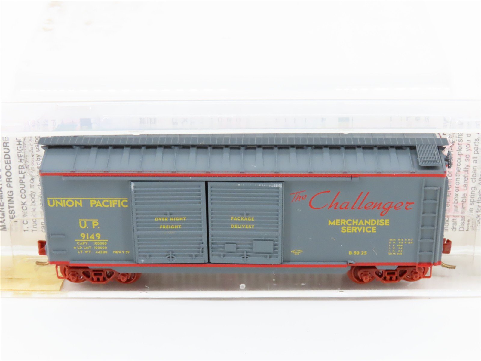N Scale Micro-Trains MTL 23230 UP Union Pacific Challenger 40' Box Car #9149