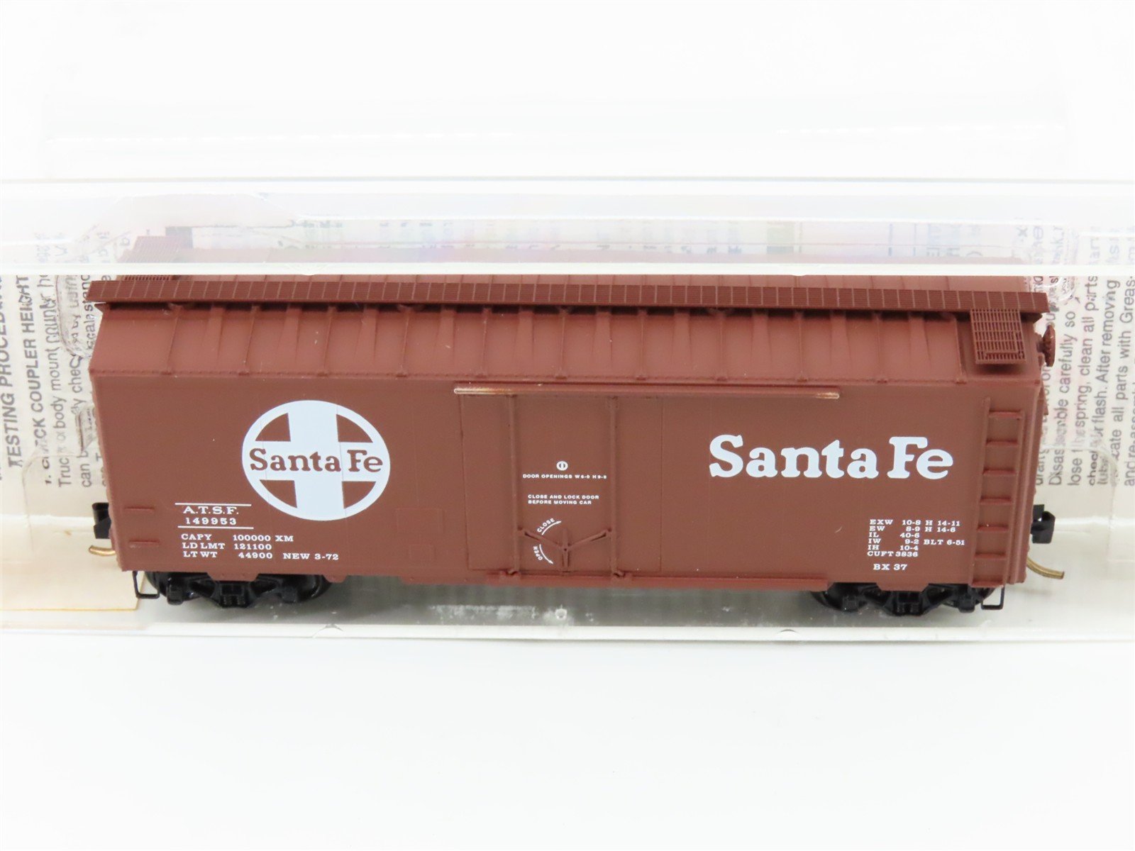N Scale Micro-Trains MTL 21110 ATSF Santa Fe 40' Plug Door Box Car #149953