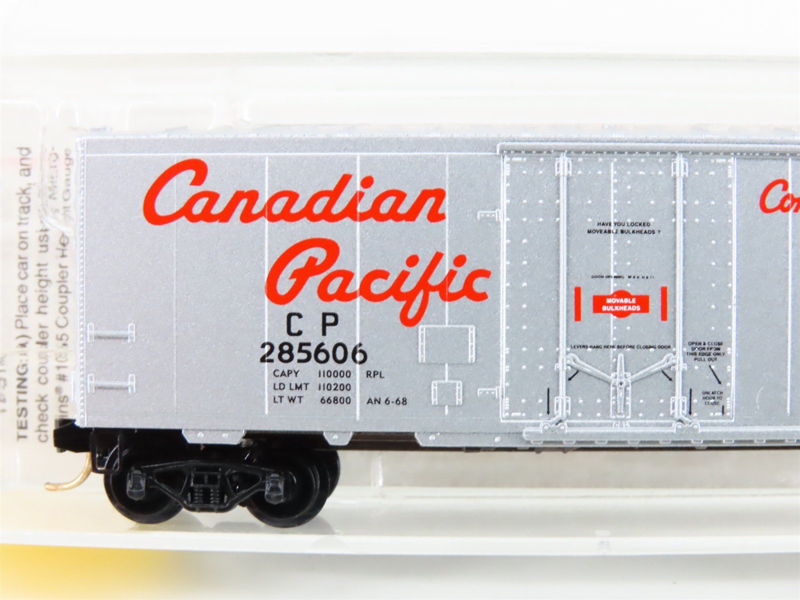 N Scale Micro-Trains MTL 74040 CP Canadian Pacific 40' Plug Door Box Car #285606