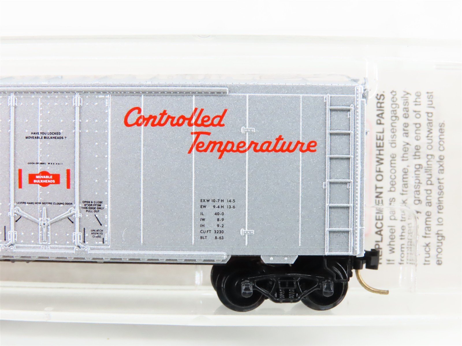 N Scale Micro-Trains MTL 74040 CP Canadian Pacific 40' Plug Door Box Car #285606