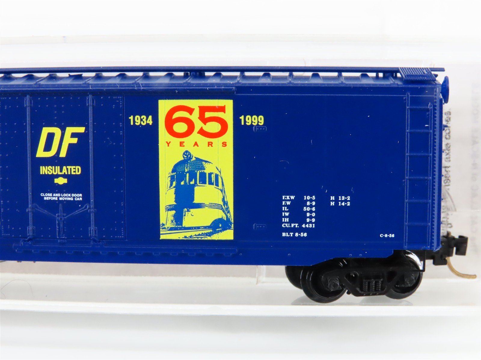 N Scale Micro-Trains MTL 32360 MR Model Railroader 65 Years 50' Box Car #346599