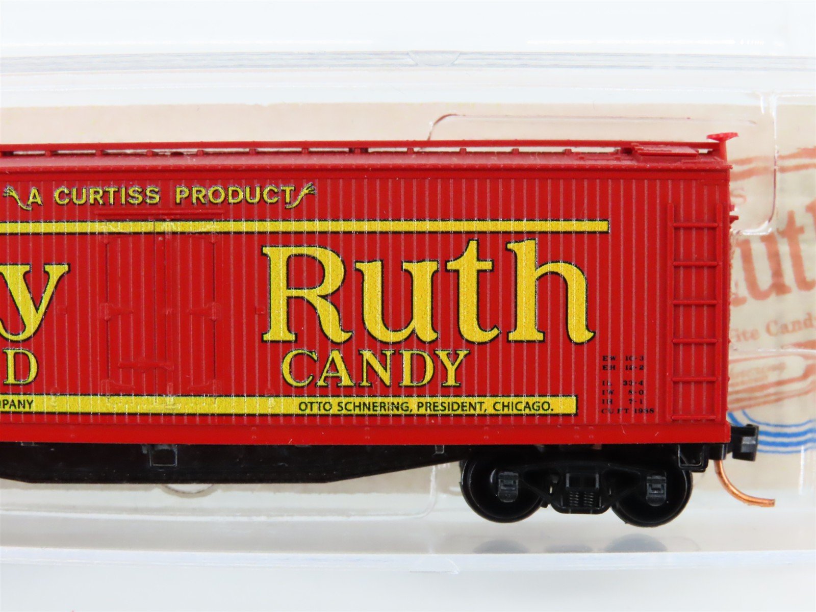 N Scale Micro-Trains MTL 04900720 NADX Nestle Baby Ruth #2 40' Wood Reefer #6266