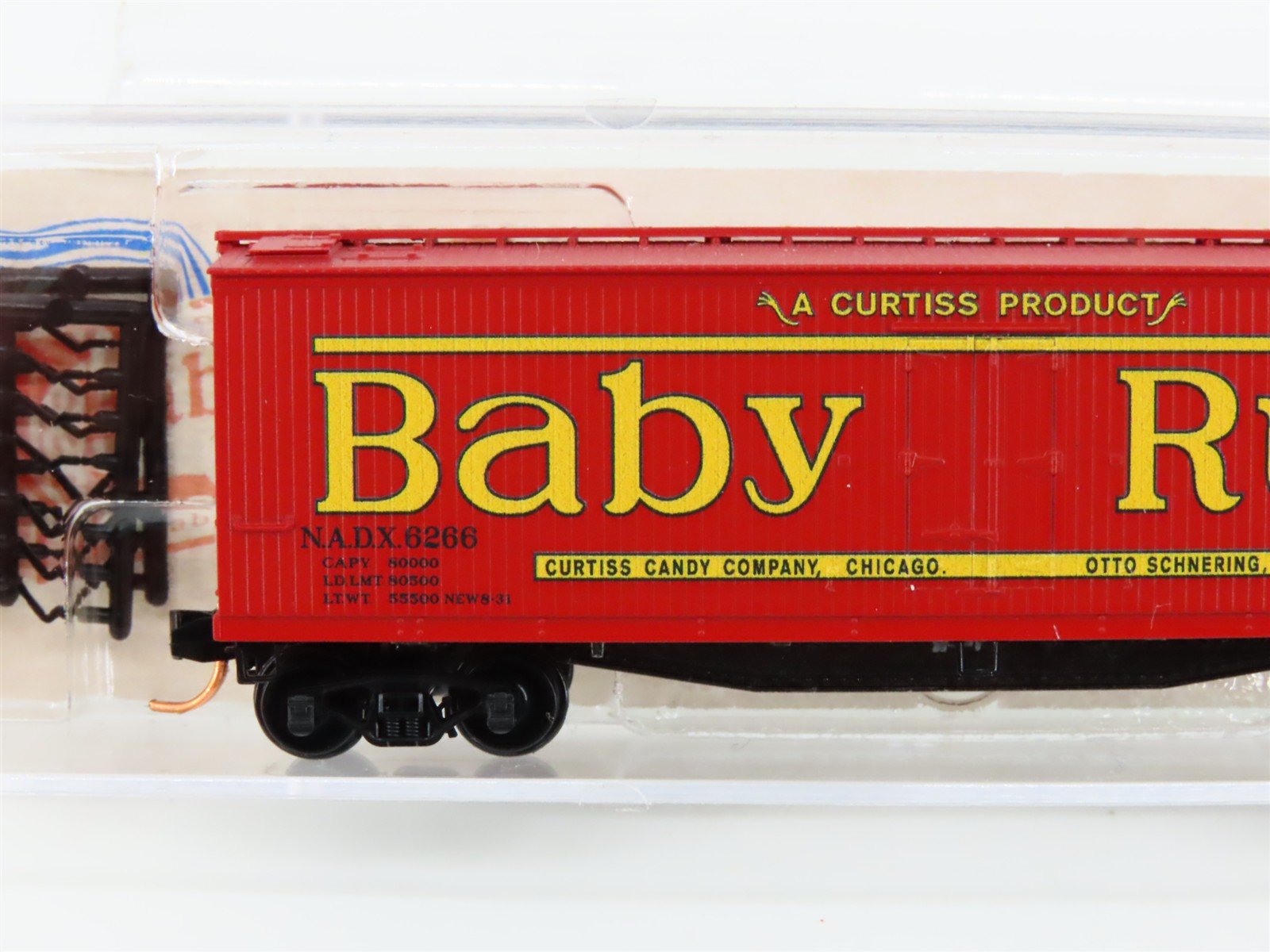 N Scale Micro-Trains MTL 04900730 NADX Nestle Baby Ruth #8 40' Wood Reefer #6266