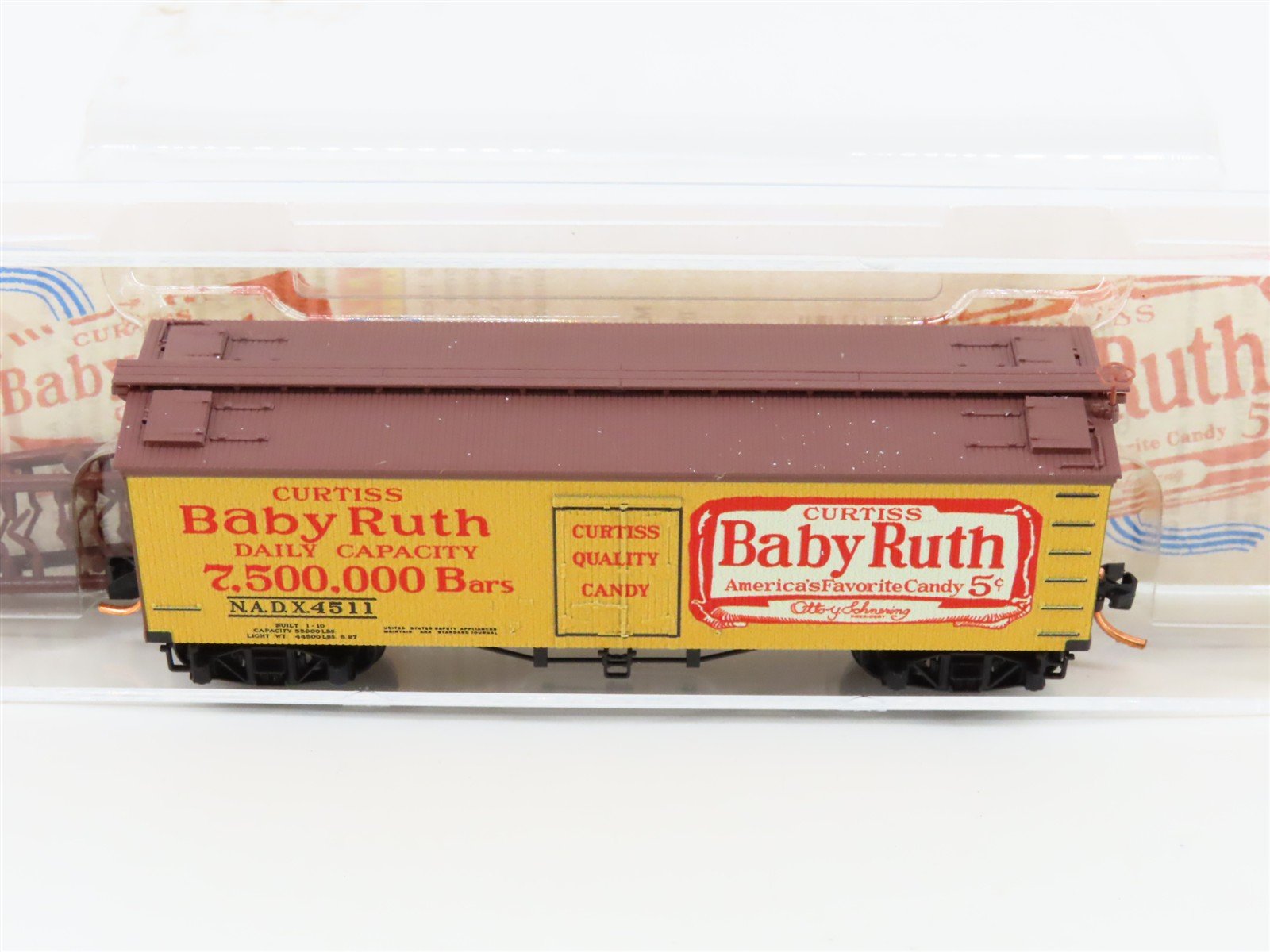 N Scale Micro-Trains MTL 05800230 NADX Nestle Baby Ruth #4 36' Wood Reefer #4511