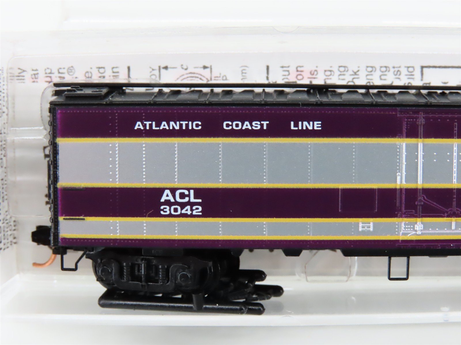 N Scale Micro-Trains MTL 52040 ACL Atlantic Coast Line Express Reefer #3042