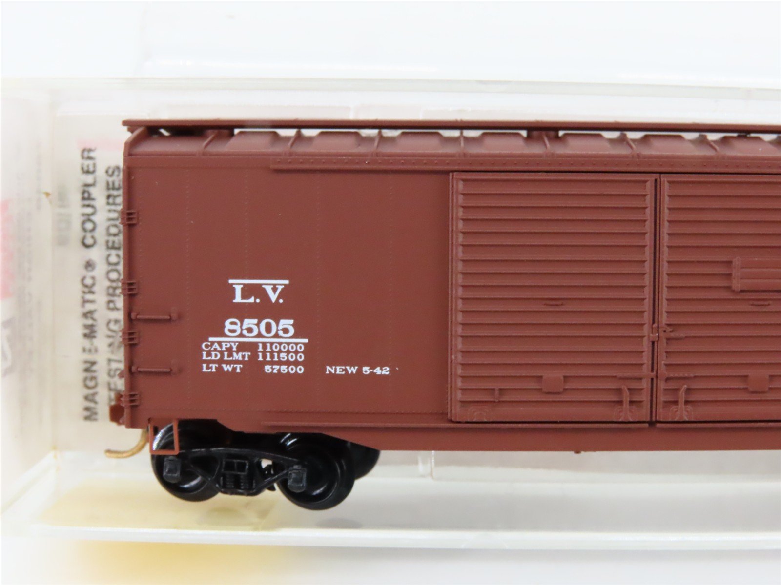 N Scale Micro-Trains MTL 78040 LV Lehigh Valley 50' Automobile Box Car #8505