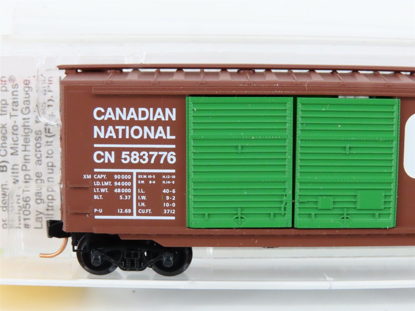 N Scale Micro-Trains MTL 23070 CN Canadian National 40' Box Car #583776
