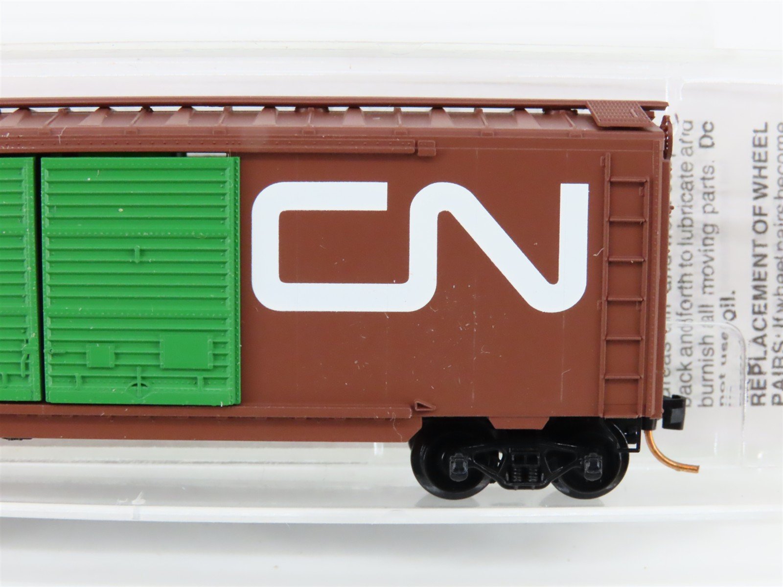 N Scale Micro-Trains MTL 23070 CN Canadian National 40' Box Car #583776