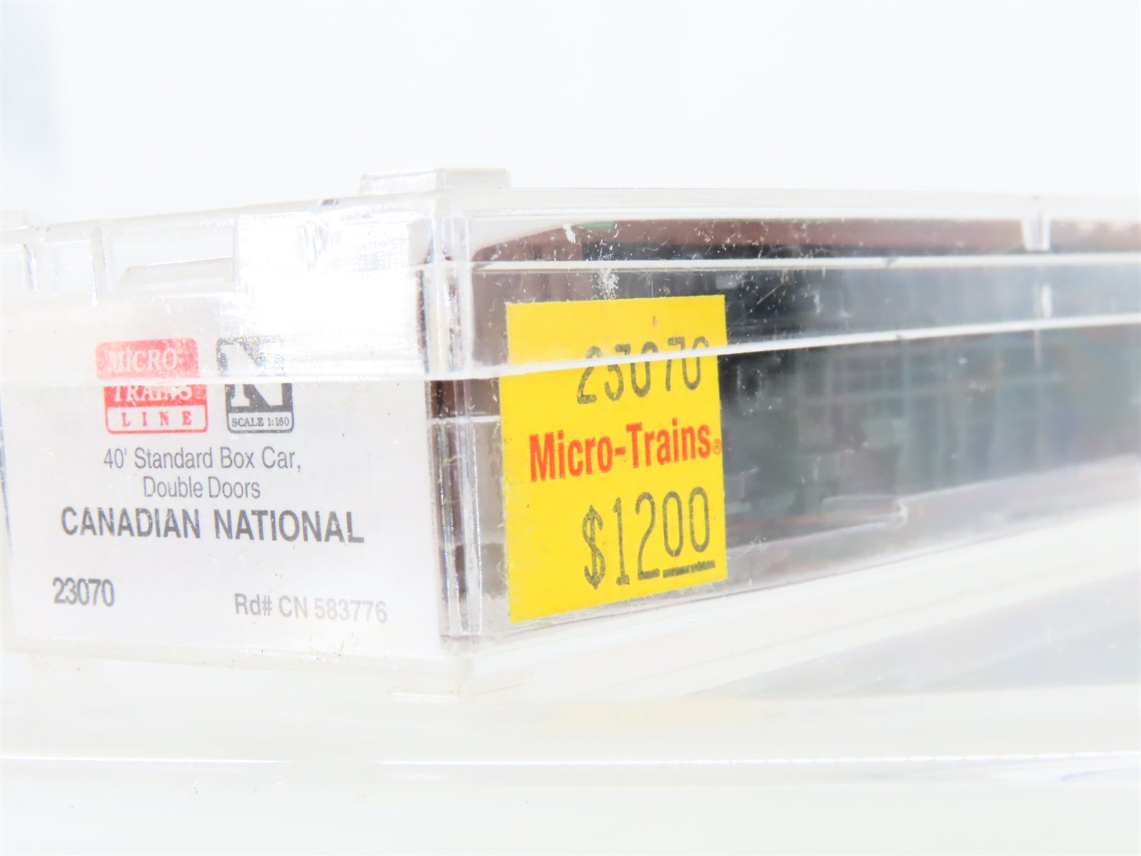 N Scale Micro-Trains MTL 23070 CN Canadian National 40' Box Car #583776