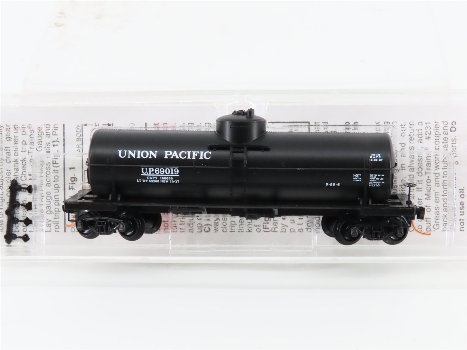 N Scale Micro-Trains MTL 65180 UP Union Pacific 39' Single Dome Tank Car #69019