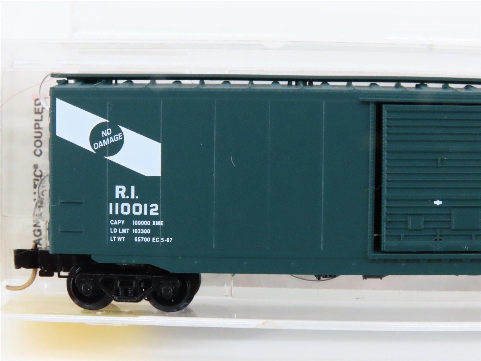 N Scale Micro-Trains MTL 31300 RI Rock Island 50' Single Door Box Car #110012