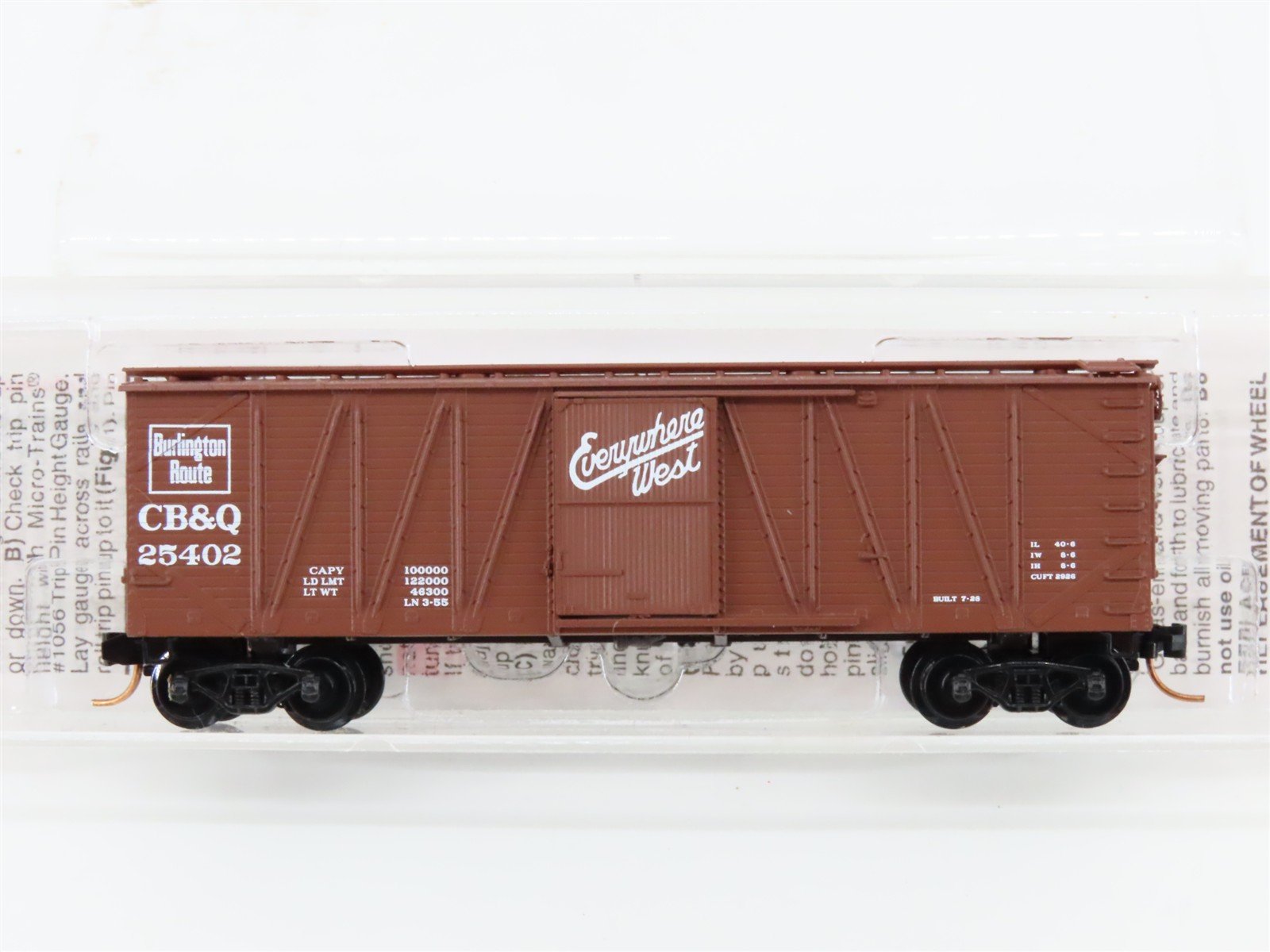 N Scale Micro-Trains MTL 28150 CB&Q Burlington Route 40' Box Car #25402
