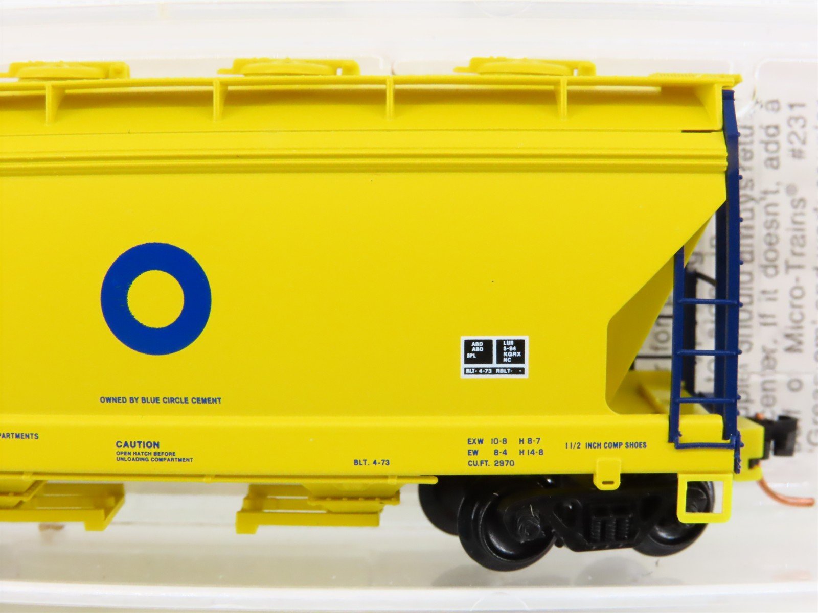 N Scale Micro-Trains MTL 92140 BCAX Blue Circle Cement 2-Bay Covered Hopper #5