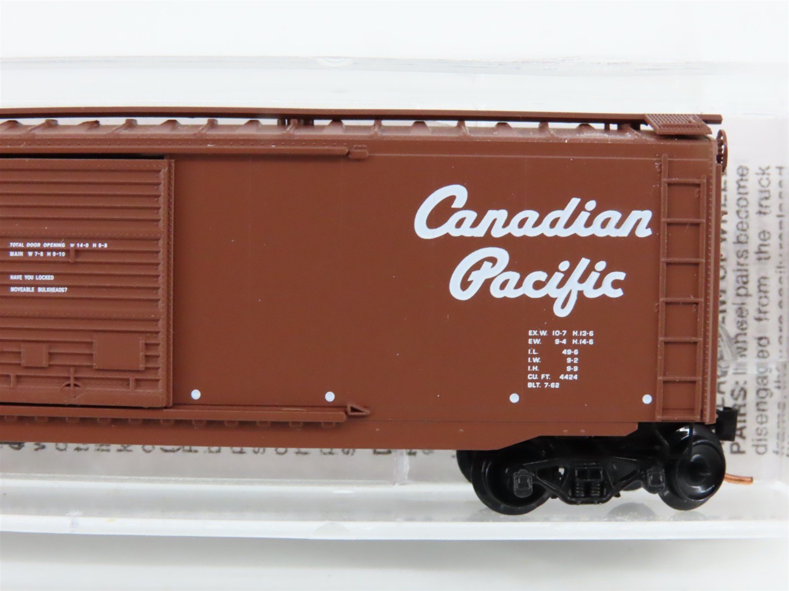 N Scale Micro-Trains MTL 33140 CP Canadian Pacific 50' Box Car #49201