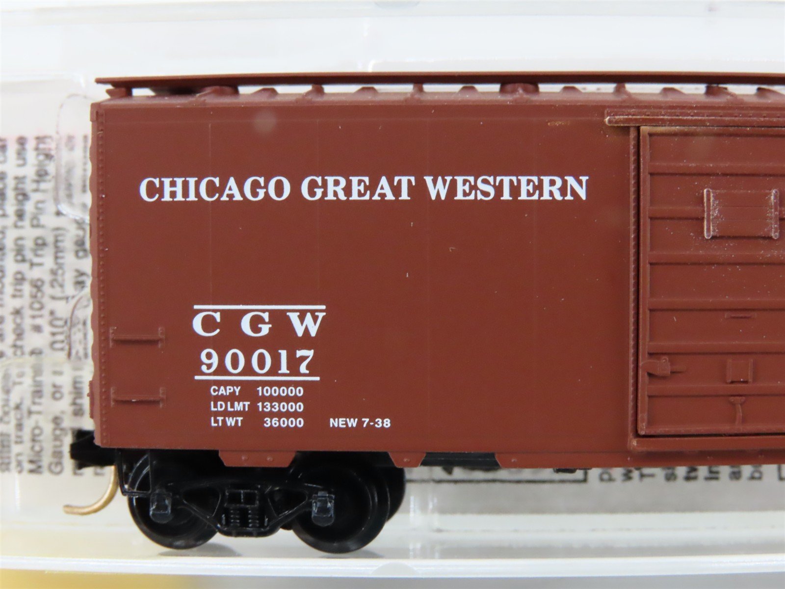 N Scale Micro-Trains MTL 20950 CGW Chicago Great Western 40' Box Car #90017