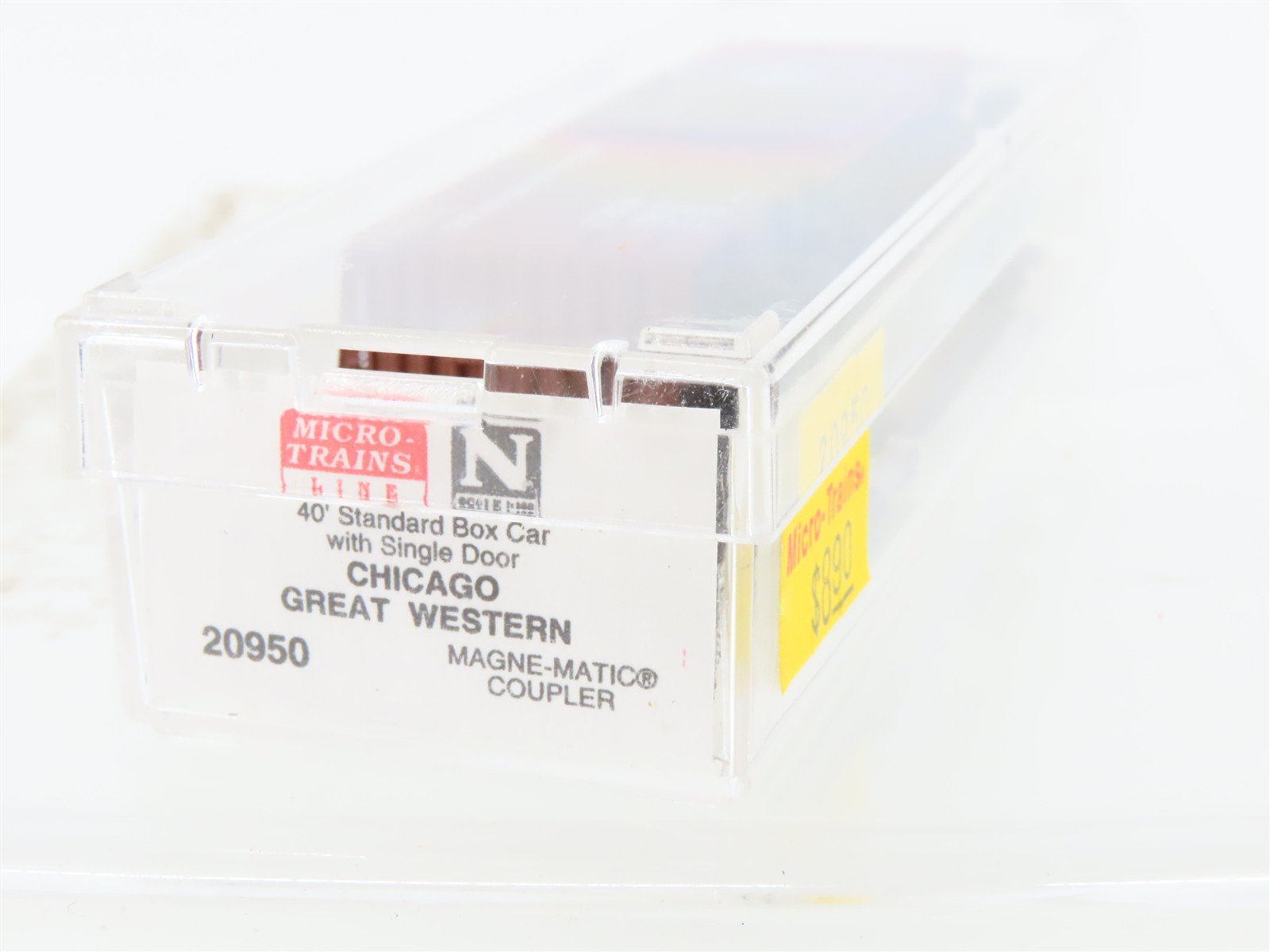 N Scale Micro-Trains MTL 20950 CGW Chicago Great Western 40' Box Car #90017