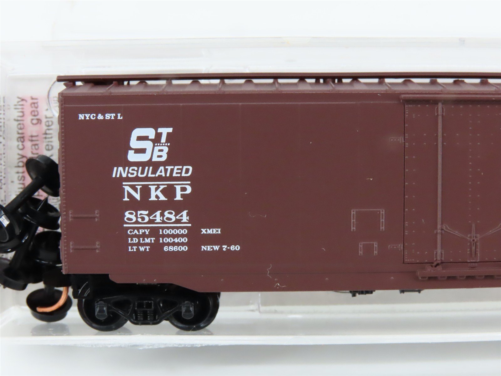 N Scale Micro-Trains MTL 32080 NKP Nickel Plate Road 50' Plug Door Boxcar #85484