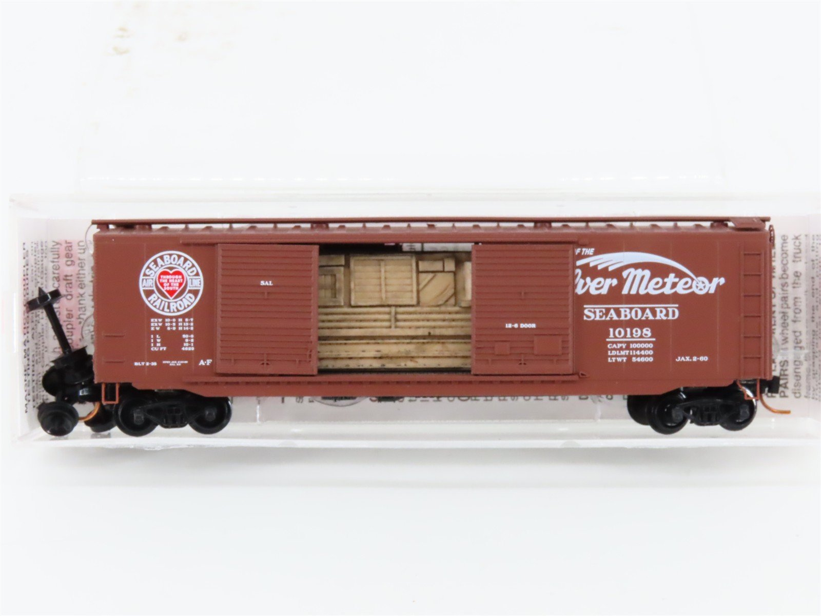 N Scale Micro-Trains MTL 03400330 SAL Silver Meteor 50' Box Car #10198 w/ Load
