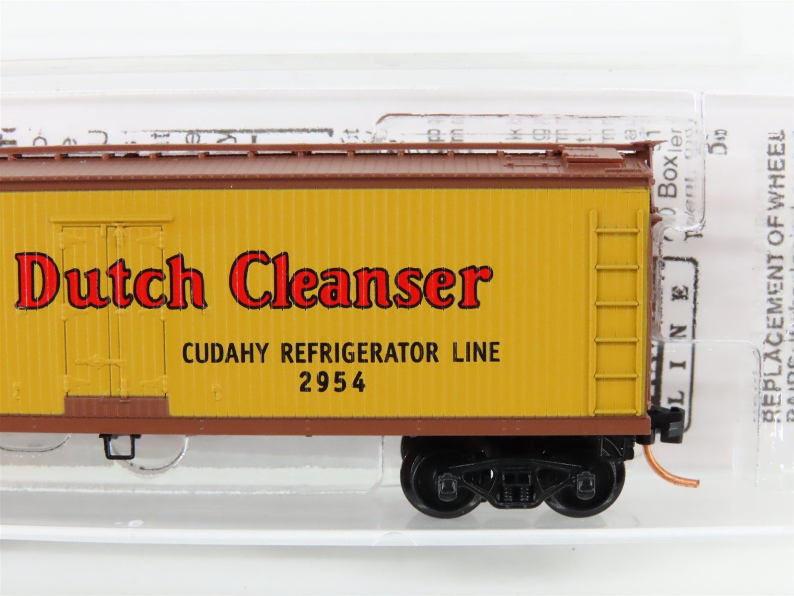 N Scale Micro-Trains MTL 49010 CRLX Cudahy Old Dutch Cleanser 40' Reefer #2954