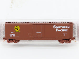 N Scale Micro-Trains MTL 32380 SP Southern Pacific 50' Plug Door Box Car #670225