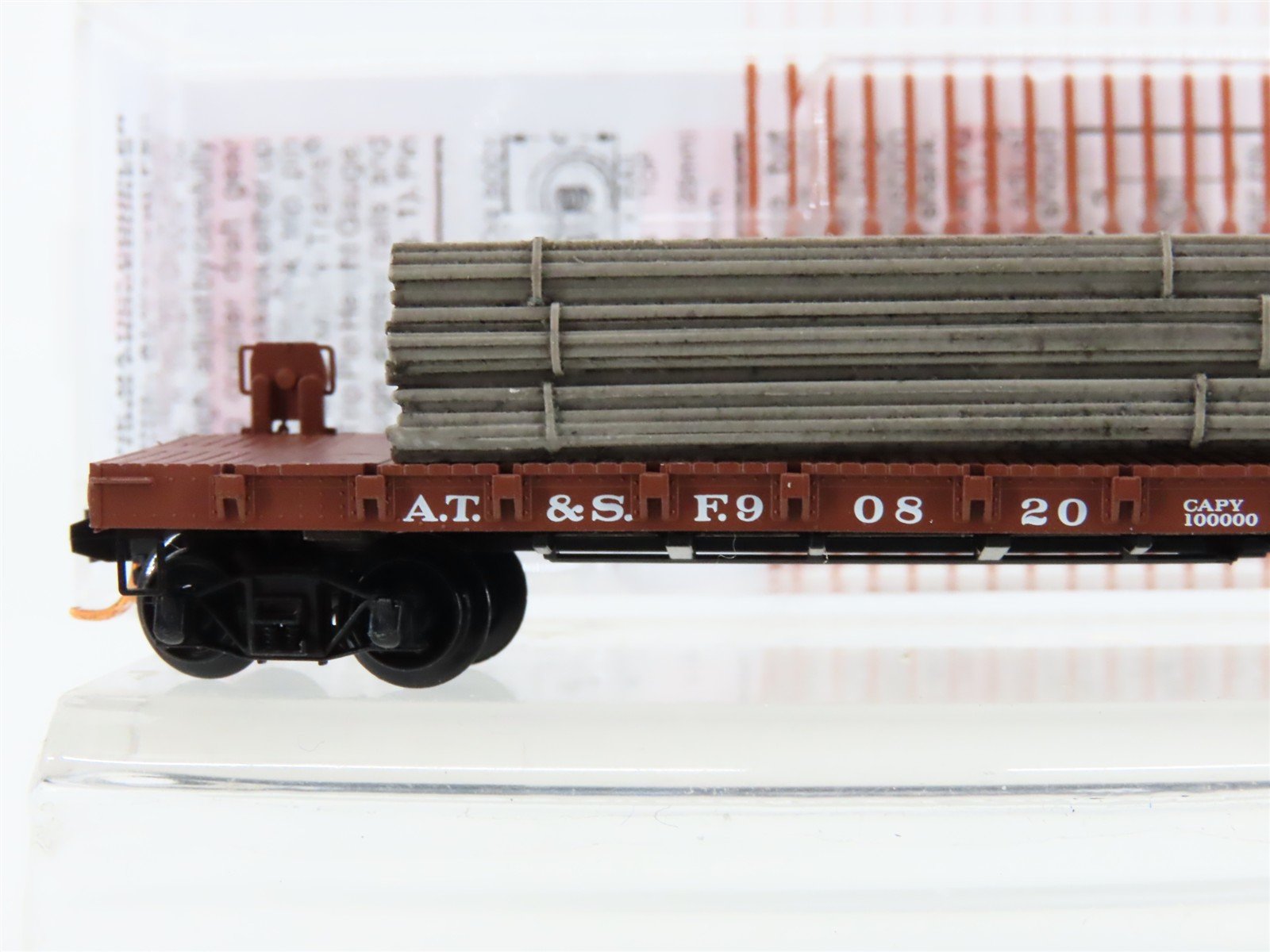 N Micro-Trains MTL 04400061 ATSF Santa Fe 50' Flat Car 90820 w/Steel Plate Load