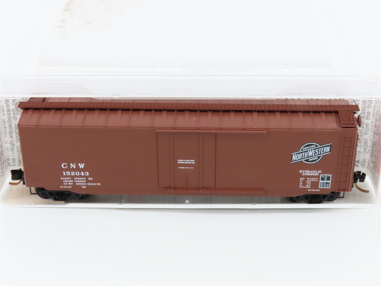 N Scale Micro-Trains MTL 32230 CNW Chicago & North Western 50' Box Car #152043