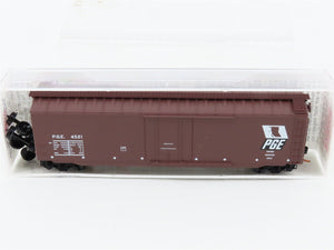 N Scale Micro-Trains MTL 32260 PGE Pacific Great Eastern 50' Box Car #4521