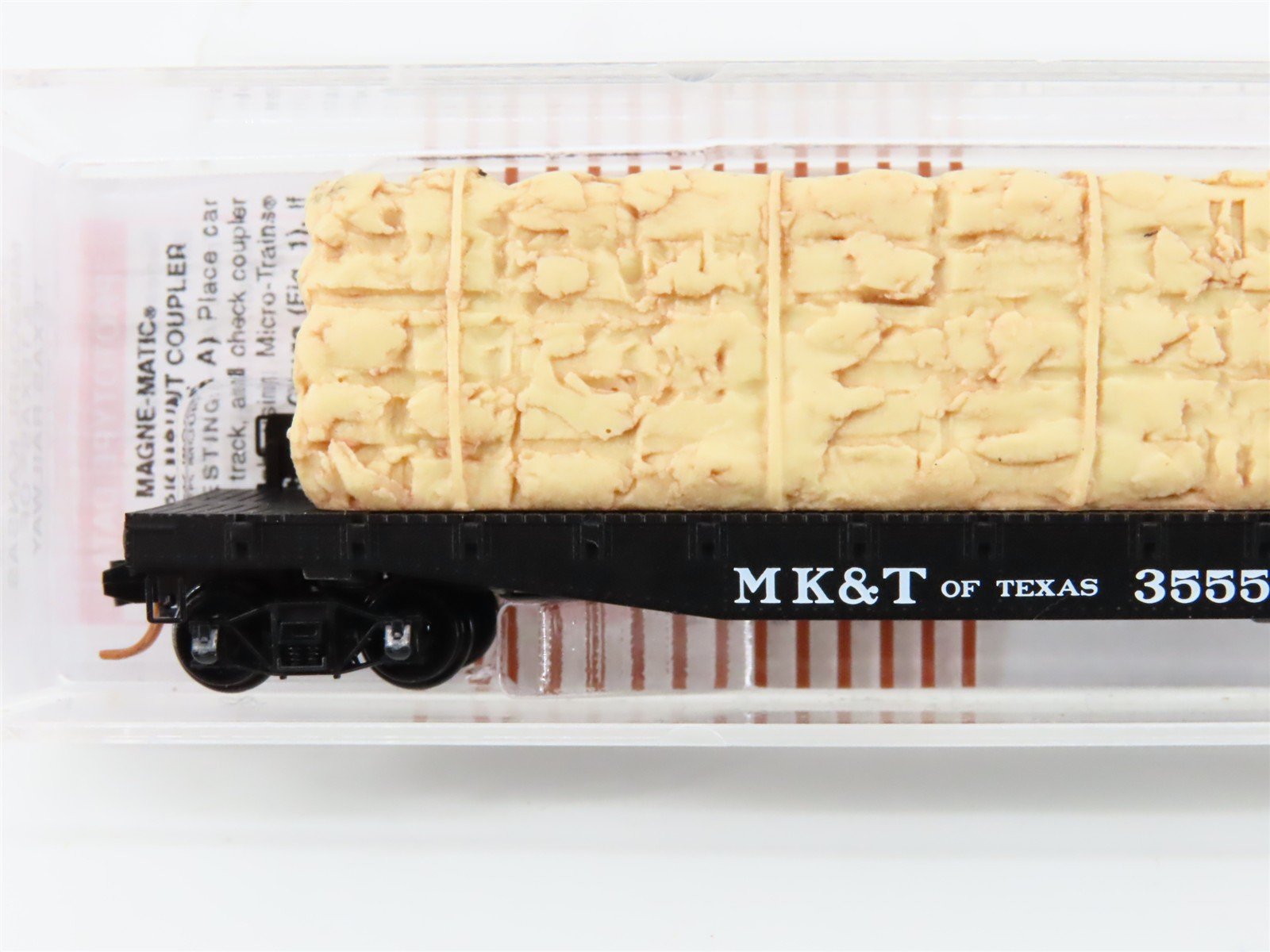 N Scale Micro-Trains MTL 04500240 MK&T of Texas 50' Flat Car #3555 w/ Load