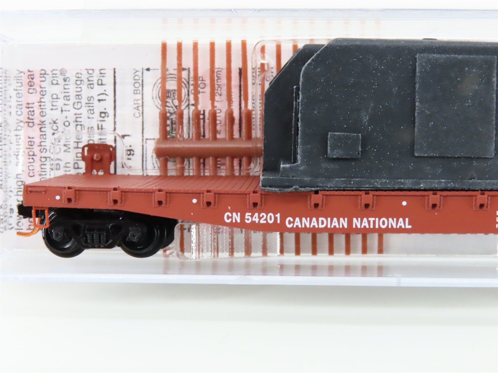N Micro-Trains MTL 04500320 CN Canadian National 50' Flat Car #54201 w/ Load