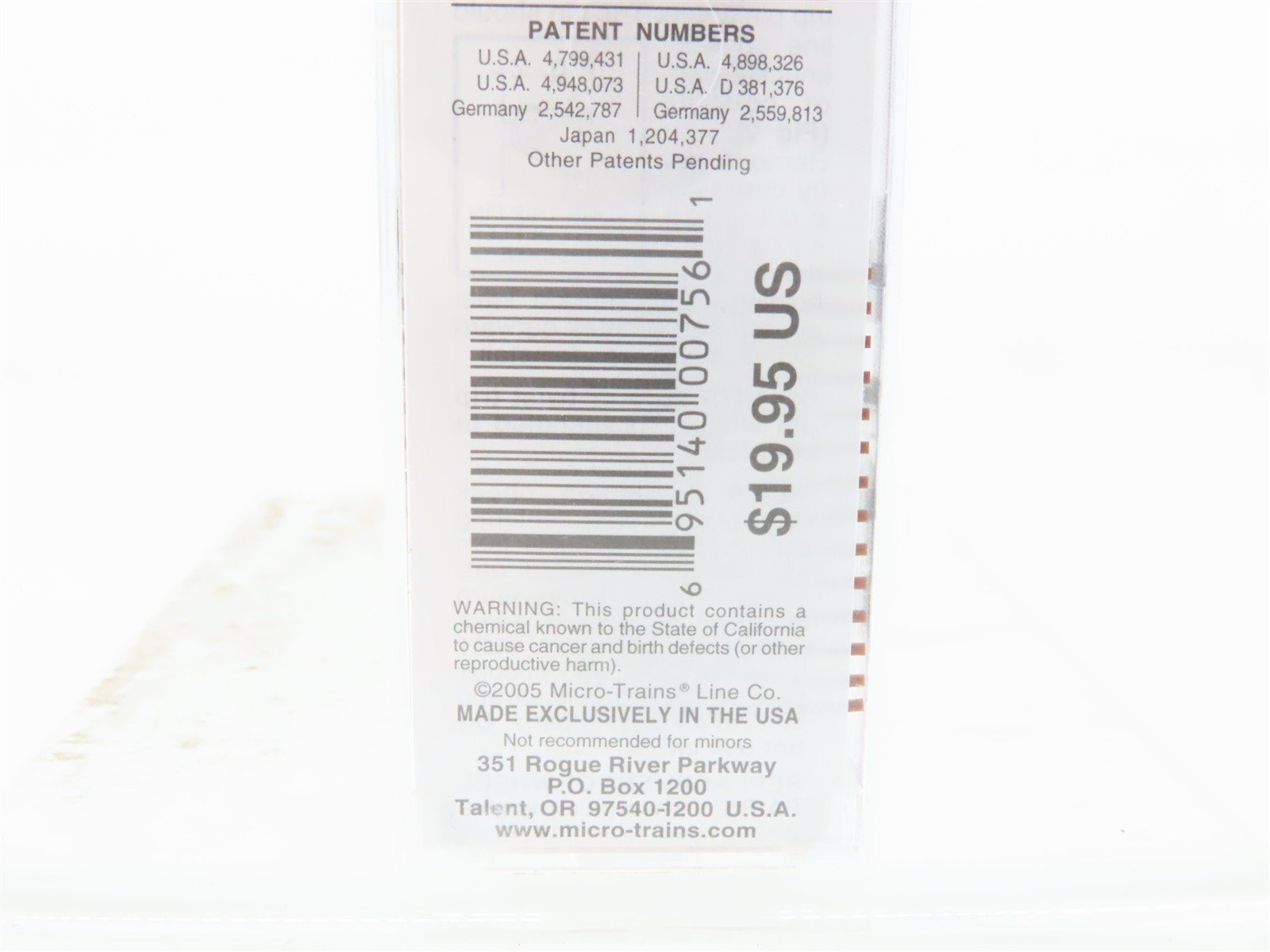 N Scale Micro-Trains MTL 04500280 CP Rail 50' Flat Car #301227 w/ Log Load